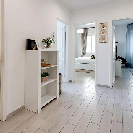 New In Con Posto Auto Daire Floransa